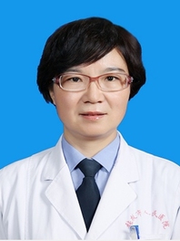 王霞