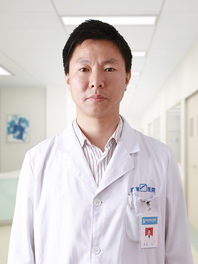 梁磊