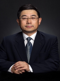 刘平
