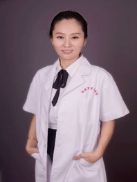 李秦