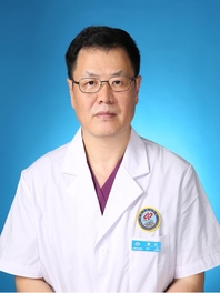 裴劼